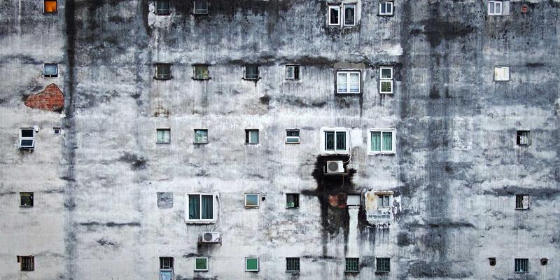 青上乌龙茶的独特焙火工艺：如何成就‘绿叶红镶边’的韵味与普洱茶的陈化之别